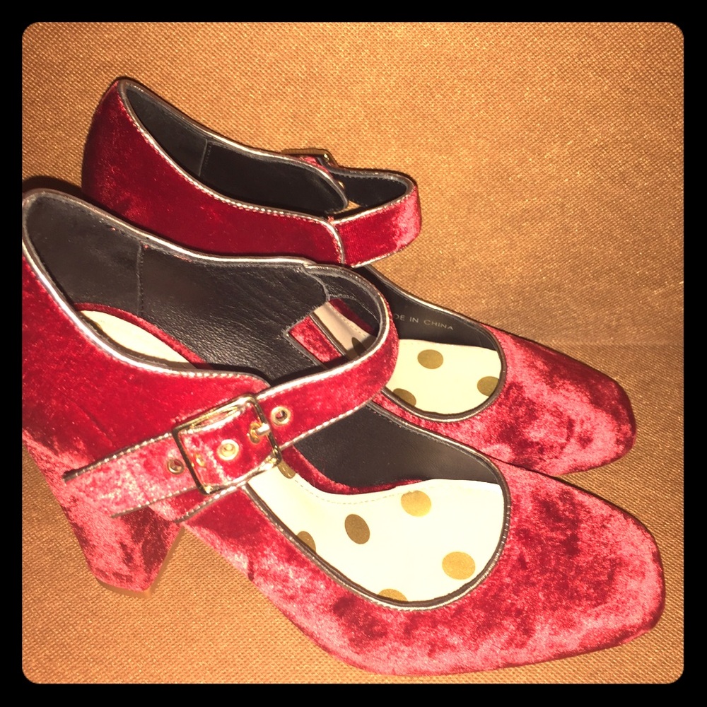 Boden- Velvet Red shoes